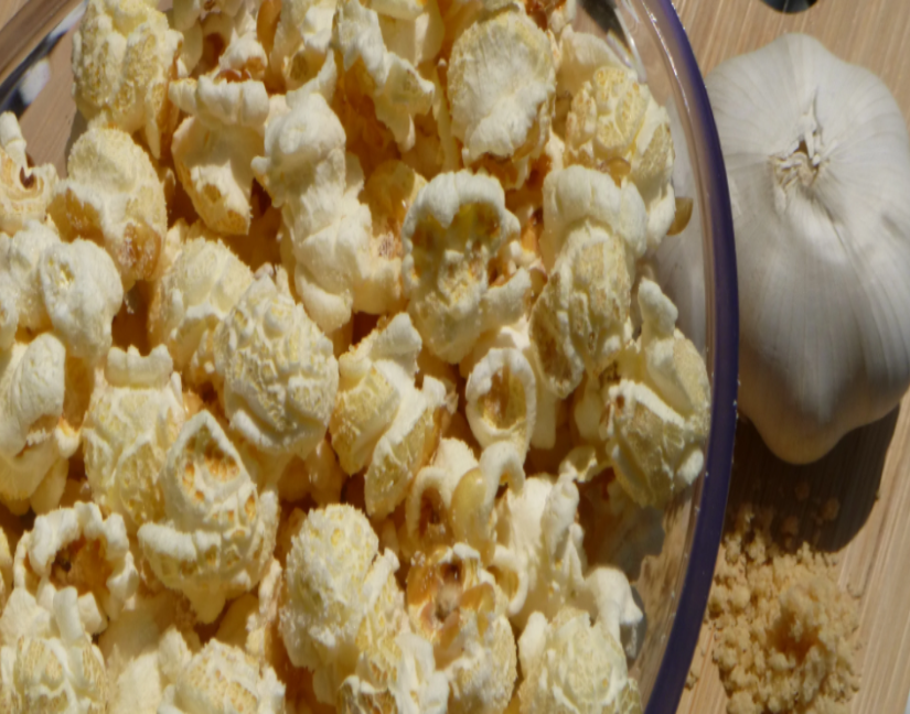 Garlic Parmesan Popcorn