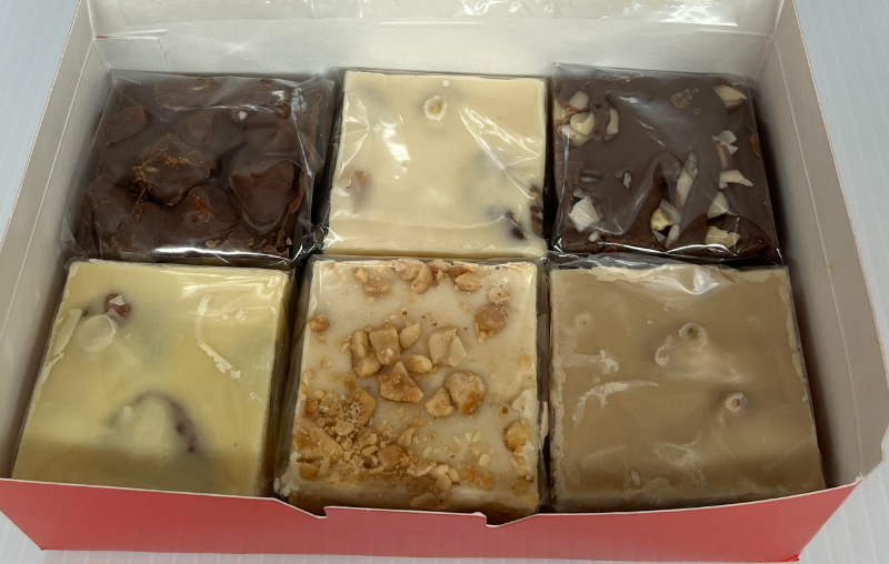 Nutty Lovers Fudge Gift Box